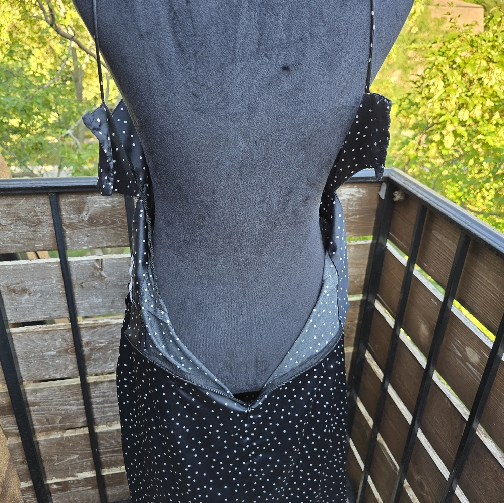 Zara Black and White Polkadot Crossover Dress With Spaghetti Straps - Picture 9 of 10